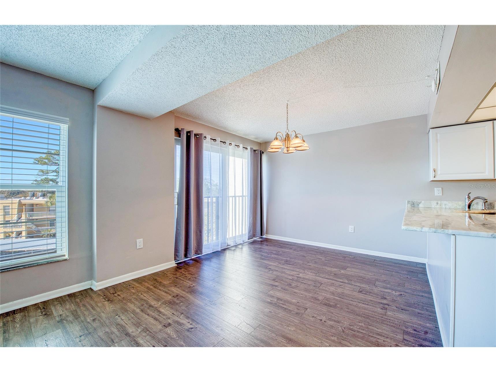 225 Country Club Drive #F1403 Largo FL 33771 TB8474672 image8