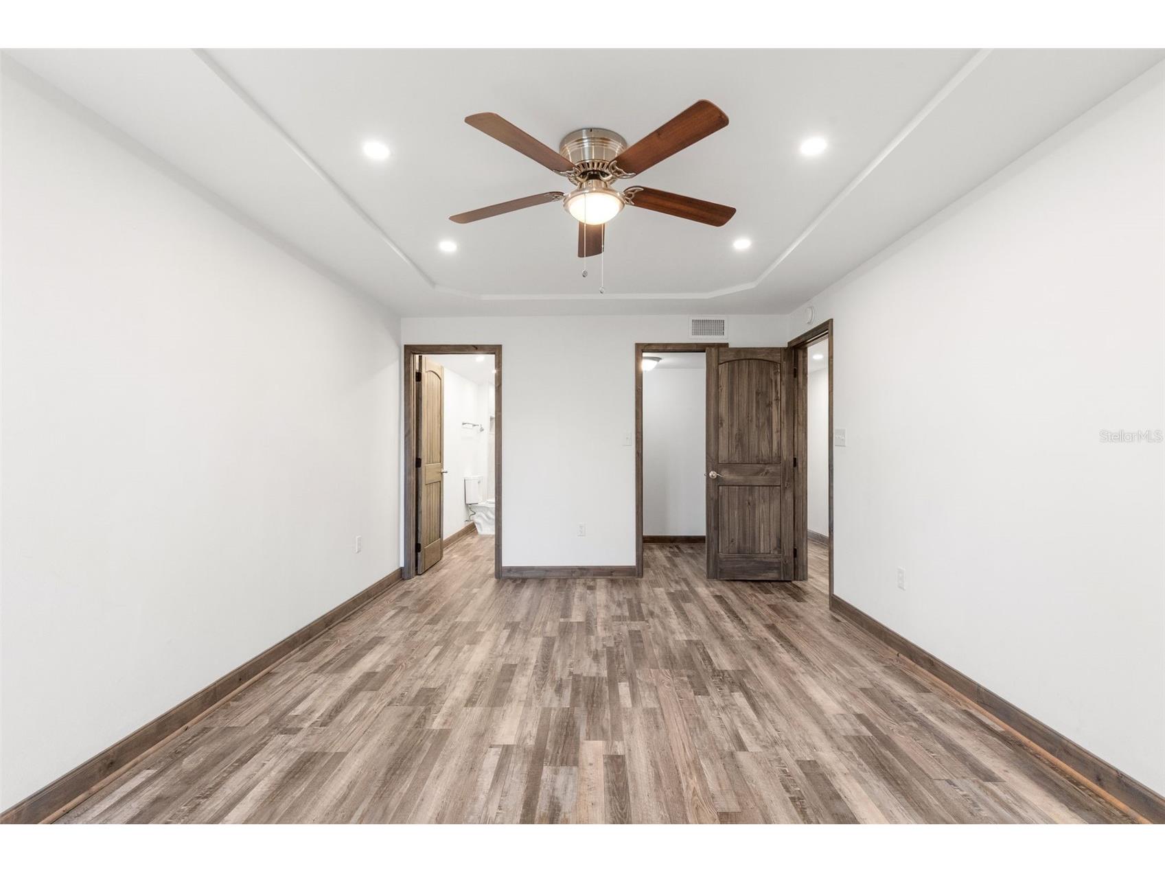 225 Country Club Drive #B221 Largo FL 33771 TB8509961 image21