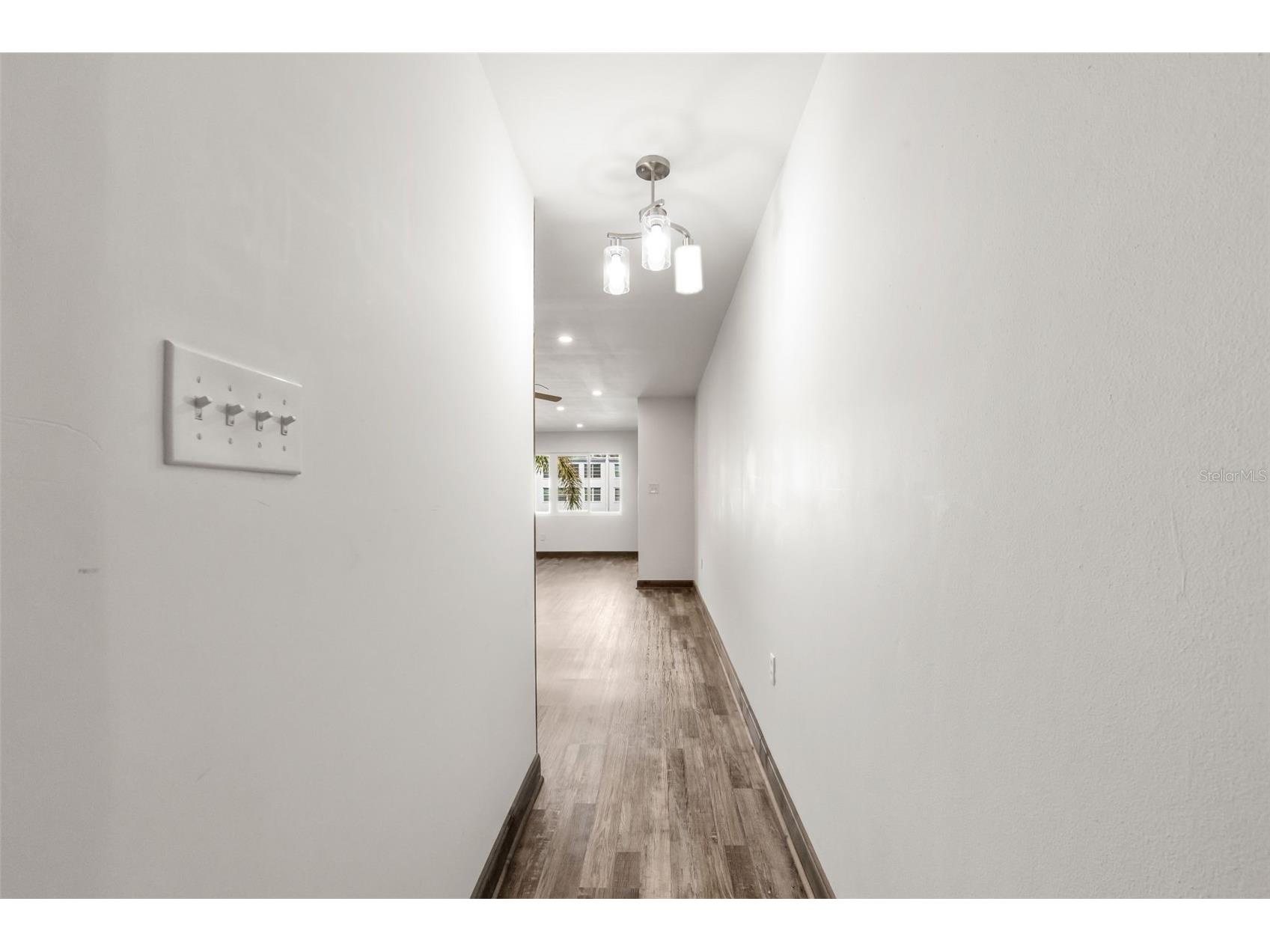 225 Country Club Drive #B221 Largo FL 33771 TB8509961 image3