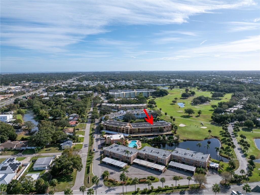 225 Country Club Drive #B320 Largo FL 33771 U8223116 image1