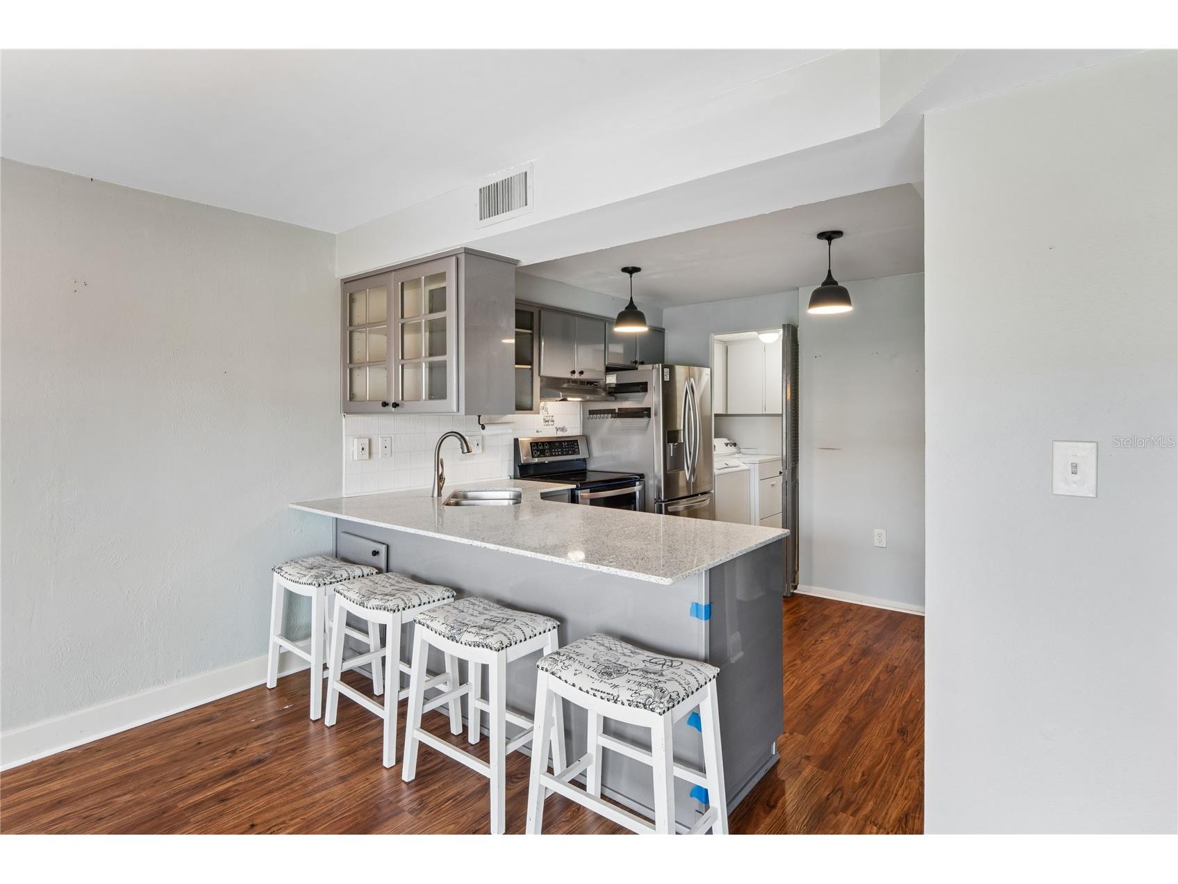225 Country Club Drive #C131 Largo FL 33771 W7886778 image2