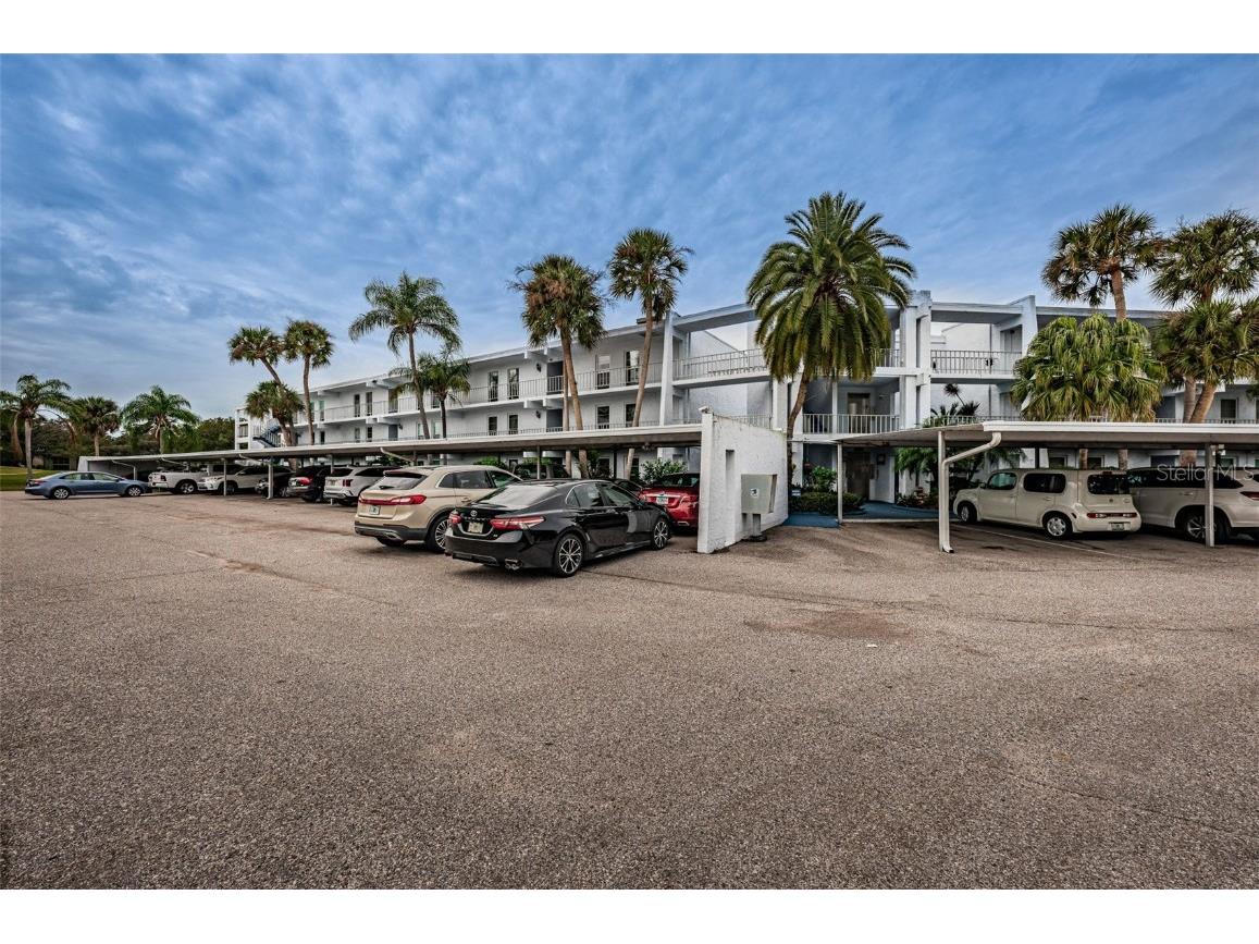 225 Country Club Drive #C227 Largo FL 33771 U8182172 image1