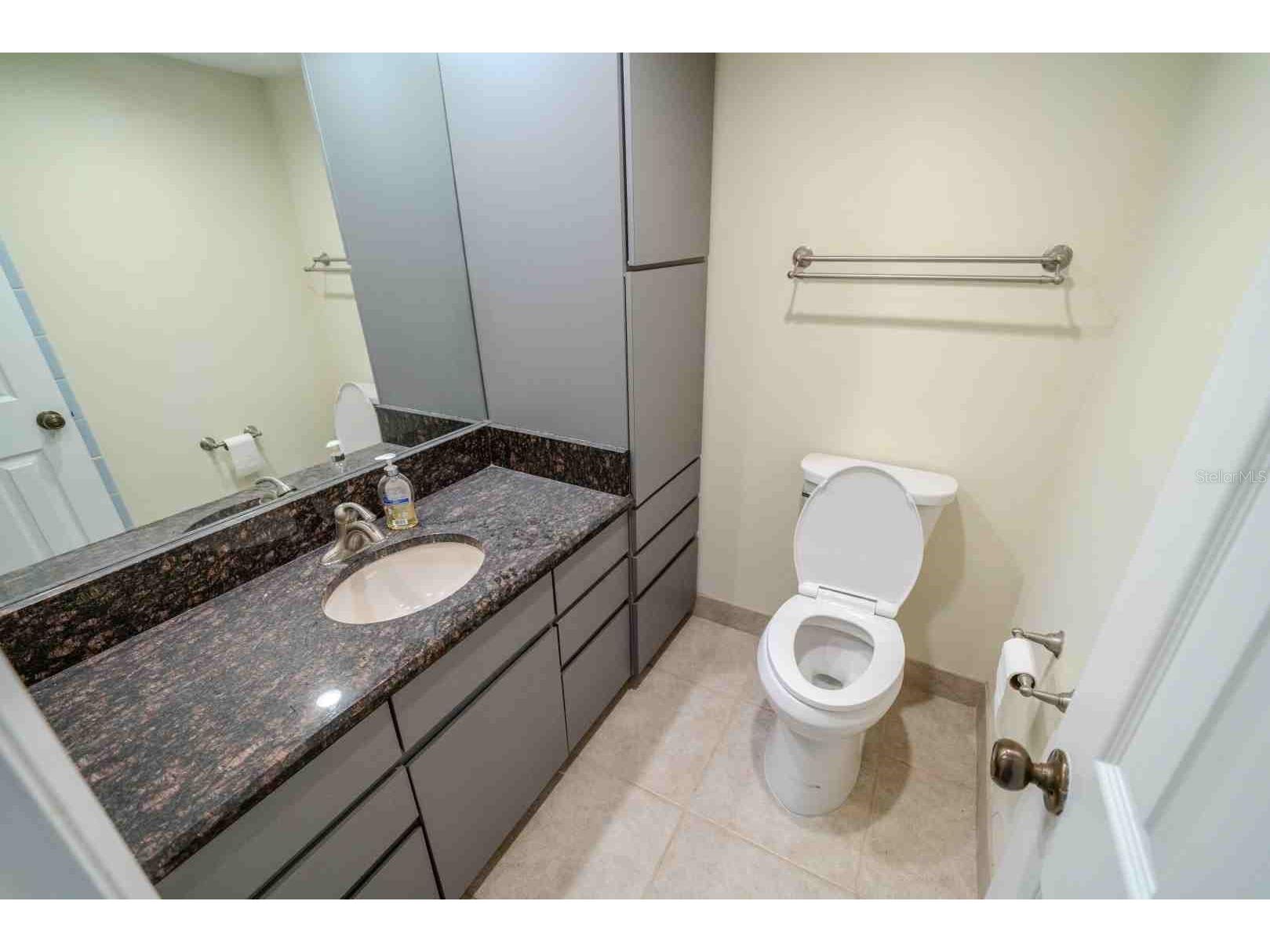 225 Country Club Drive #D142 Largo FL 33771 TB8525826 image25