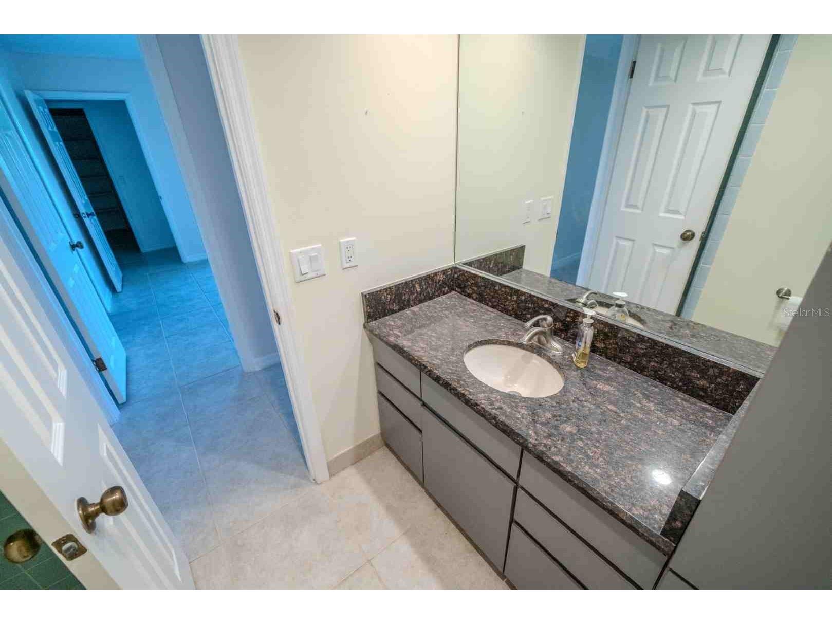 225 Country Club Drive #D142 Largo FL 33771 TB8525826 image27