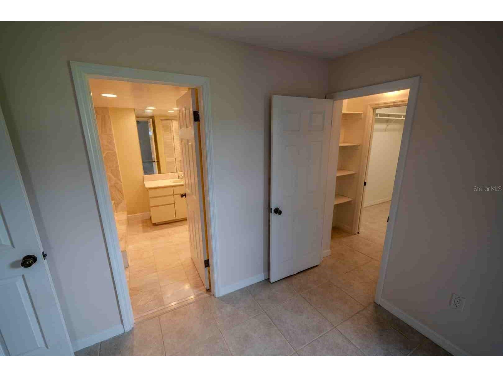 225 Country Club Drive #D142 Largo FL 33771 TB8525826 image36