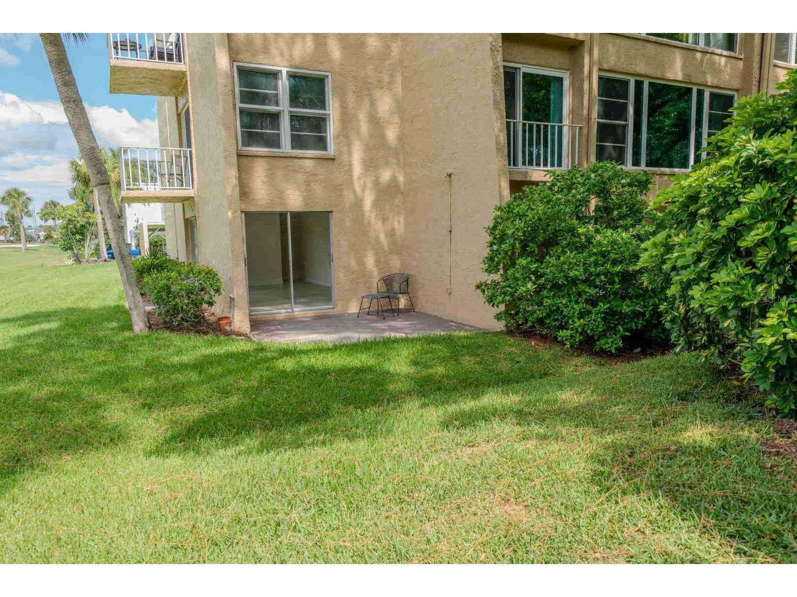 225 Country Club Drive #D142 Largo FL 33771 TB8525826 image49