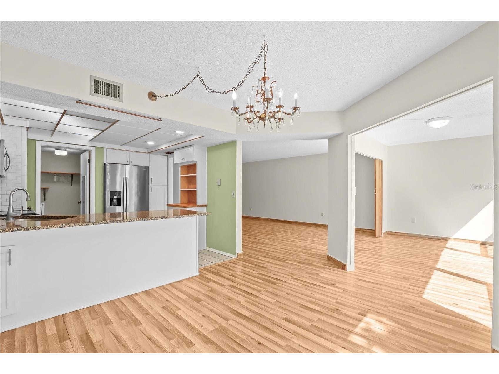 225 Country Club Drive #D238 Largo FL 33771 TB8493620 image17