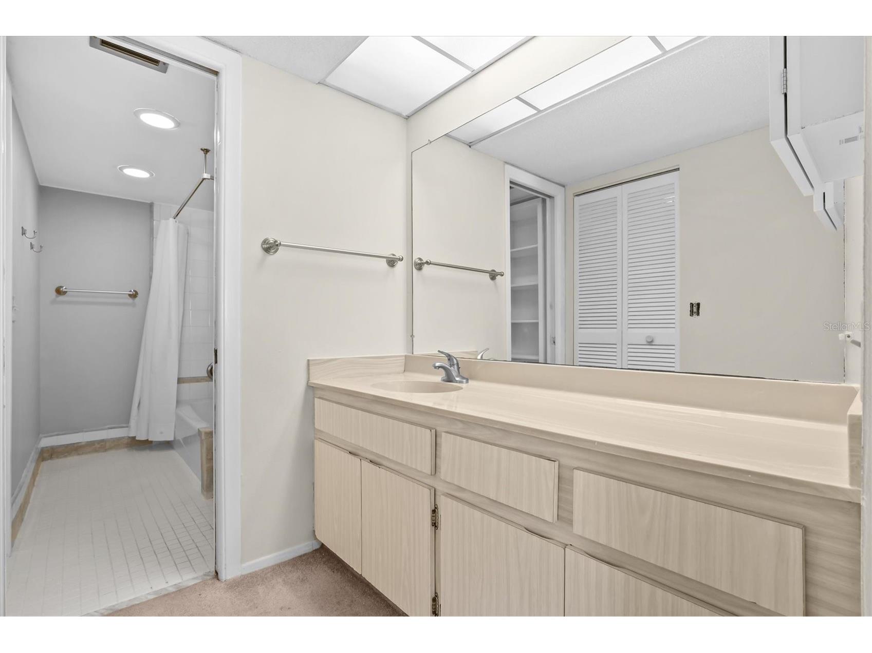 225 Country Club Drive #D238 Largo FL 33771 TB8493620 image31