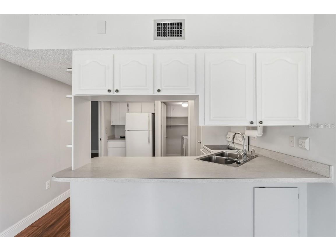 225 Country Club Drive #E252 Largo FL 33771 TB8438523 image27