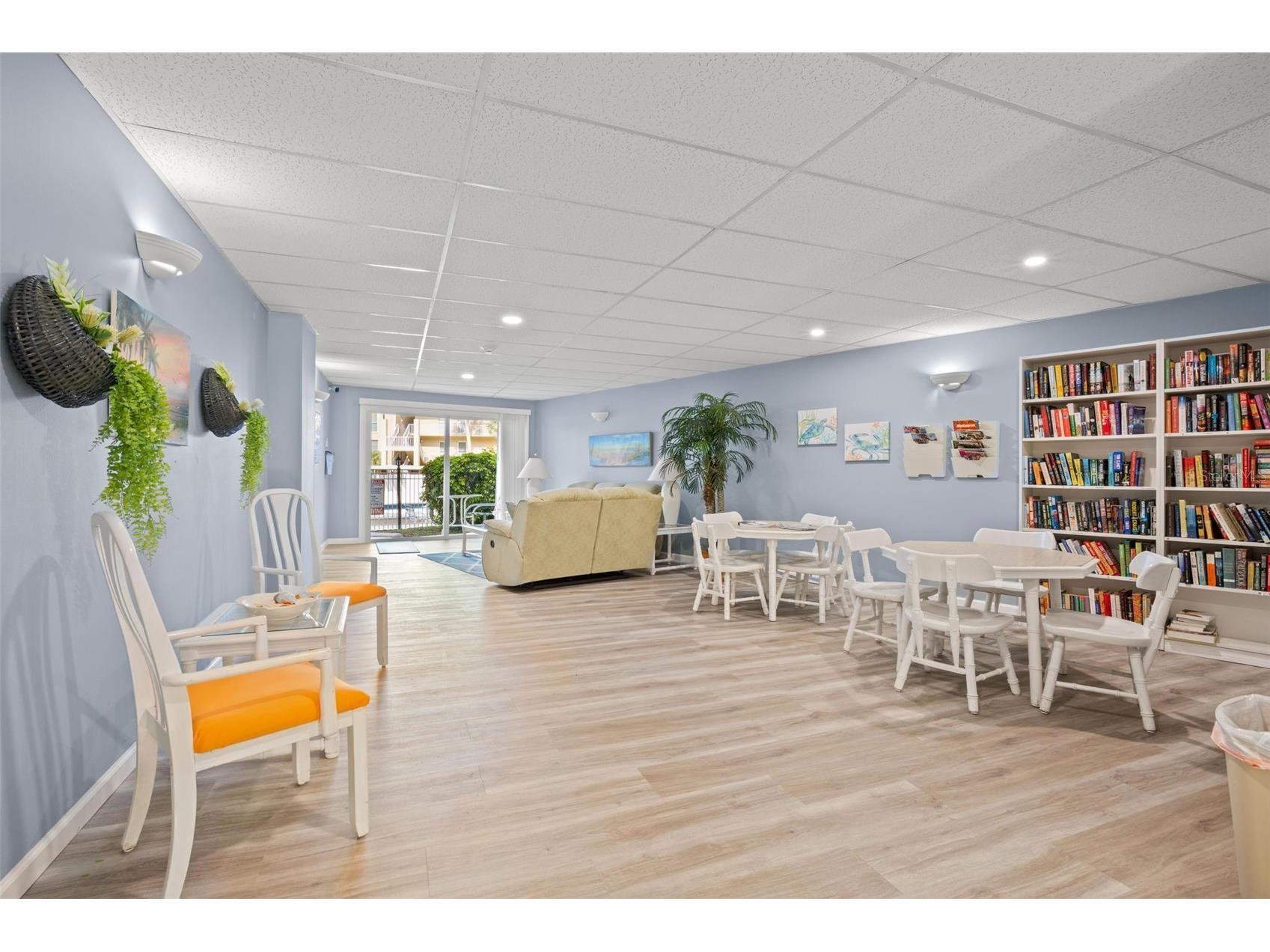 225 Country Club Drive #F-1401 Largo FL 33771 TB8482462 image26