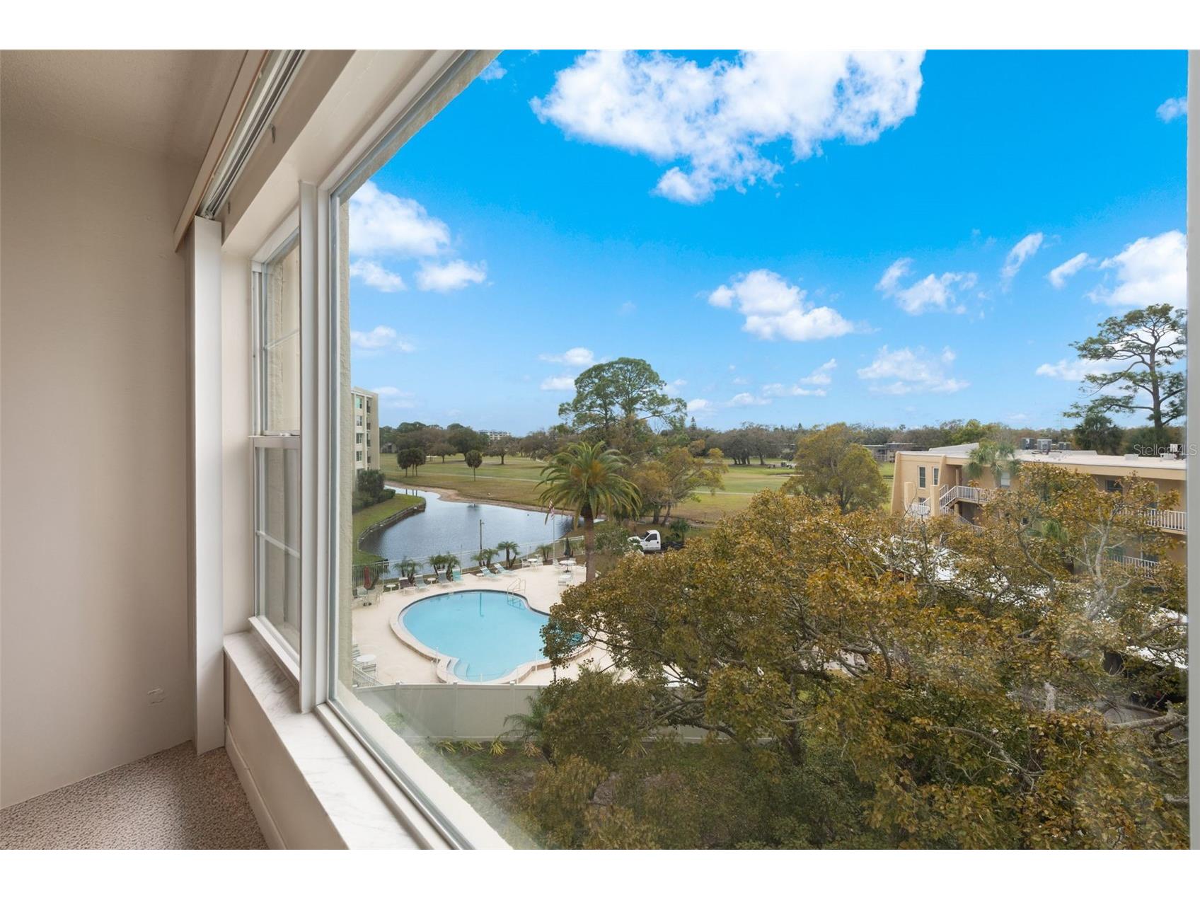 225 Country Club Drive #F-1401 Largo FL 33771 TB8482462 image6