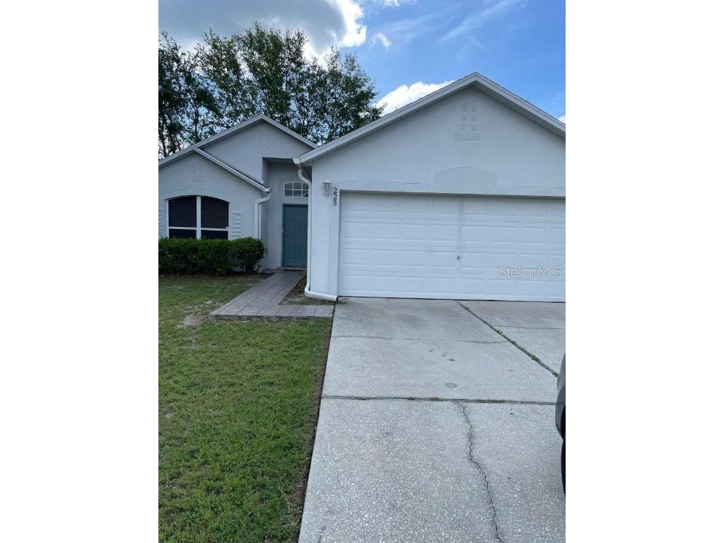 225 Curtis Avenue Groveland FL 34736 O6118011 image1