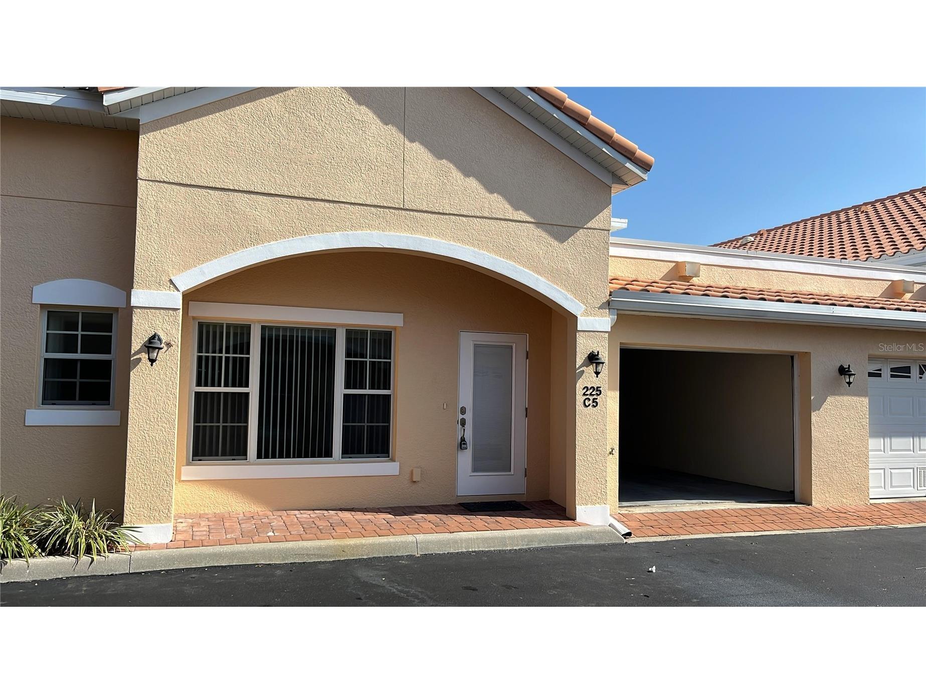 225 David Walker Drive #C5 Tavares FL 32778 TB8450826 image1