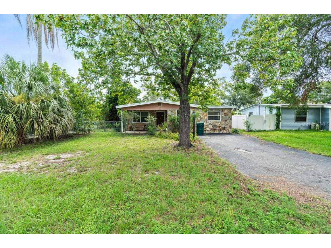 225 Emerald Lane Largo FL 33771 U8208070 image1