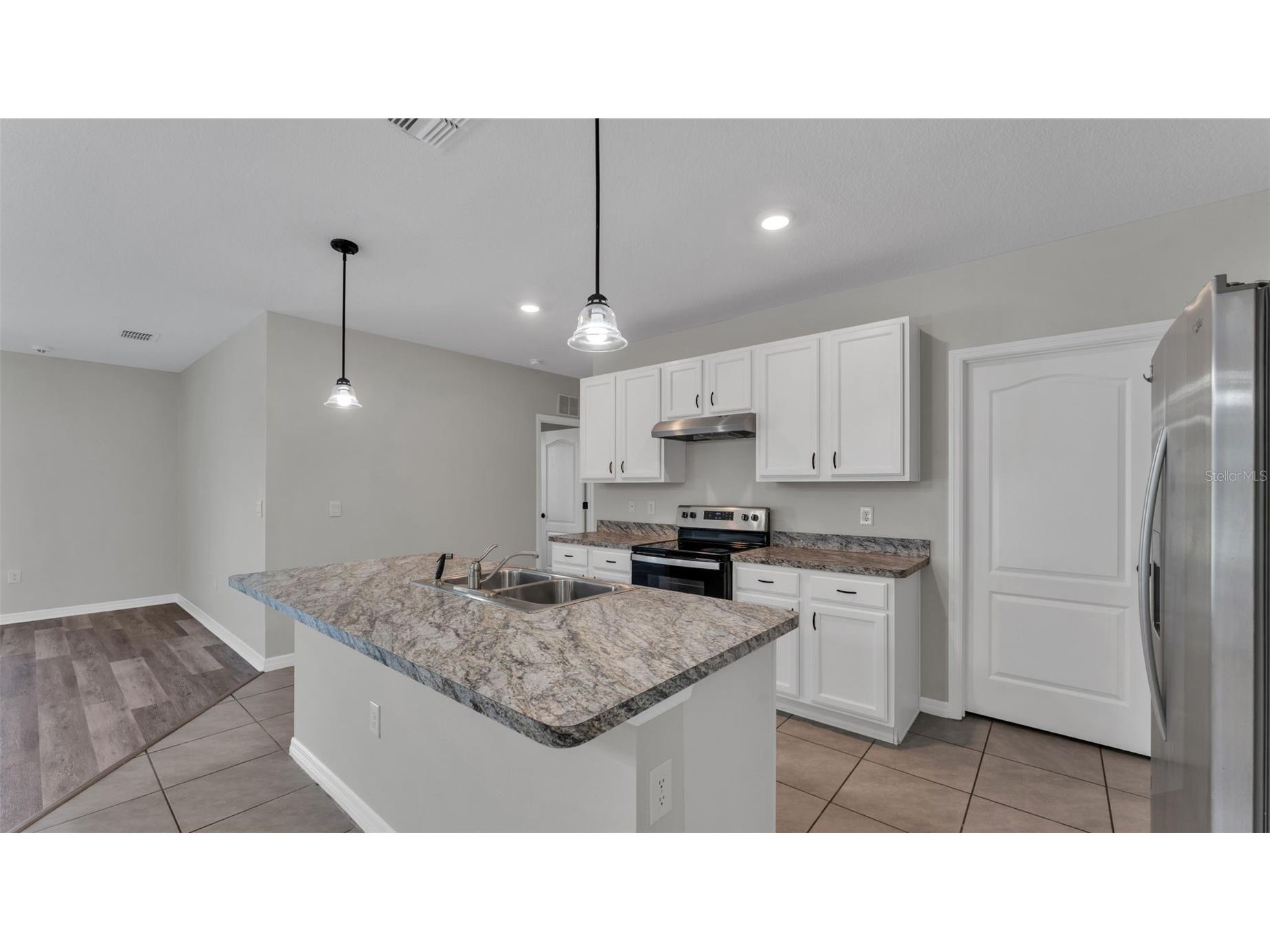 225 Gina Lane Davenport FL 33837 L4960164 image10