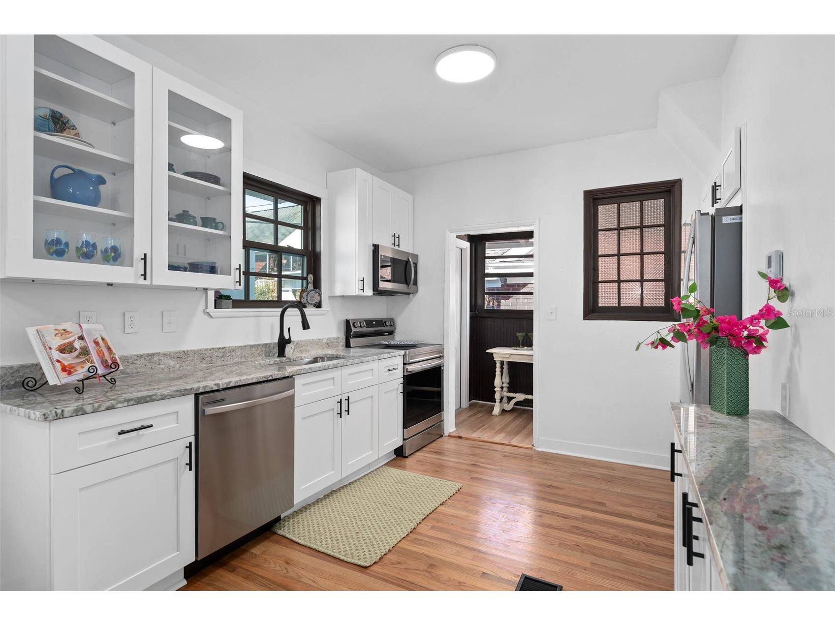 225 Hibiscus Court Orlando FL 32801 O6411548 image8