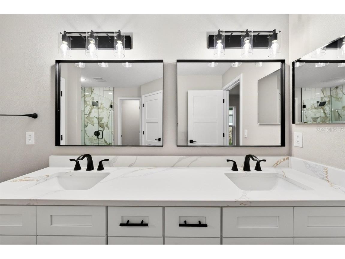 225 Hillside Avenue Umatilla FL 32784 G5105121 image32