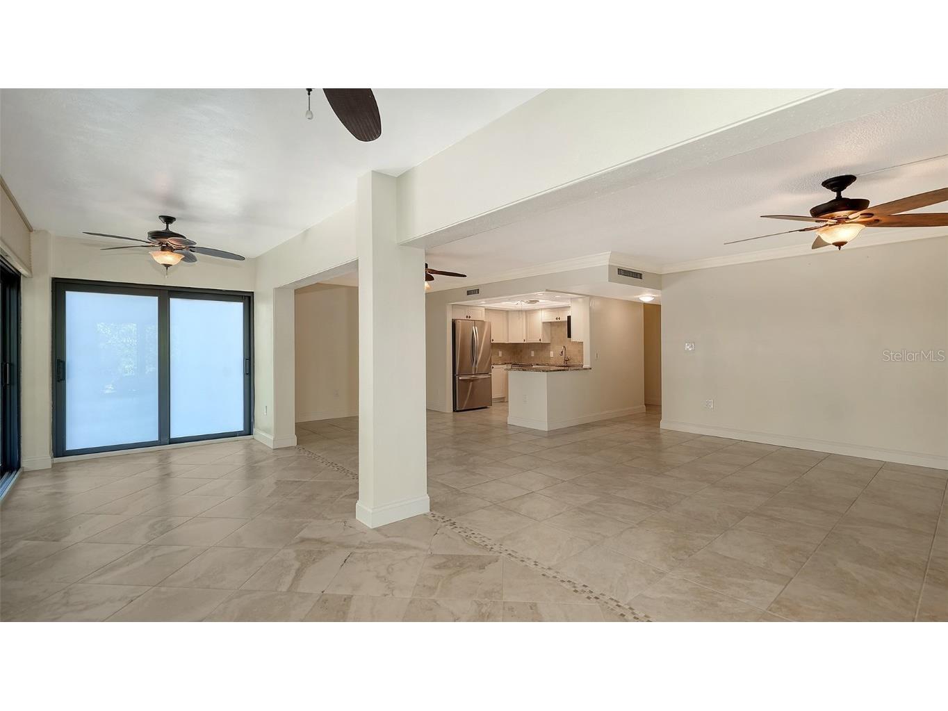 225 Hourglass Way #103 Sarasota FL 34242 - LAGOON. GULF OF MEXICO. A4664460 image31