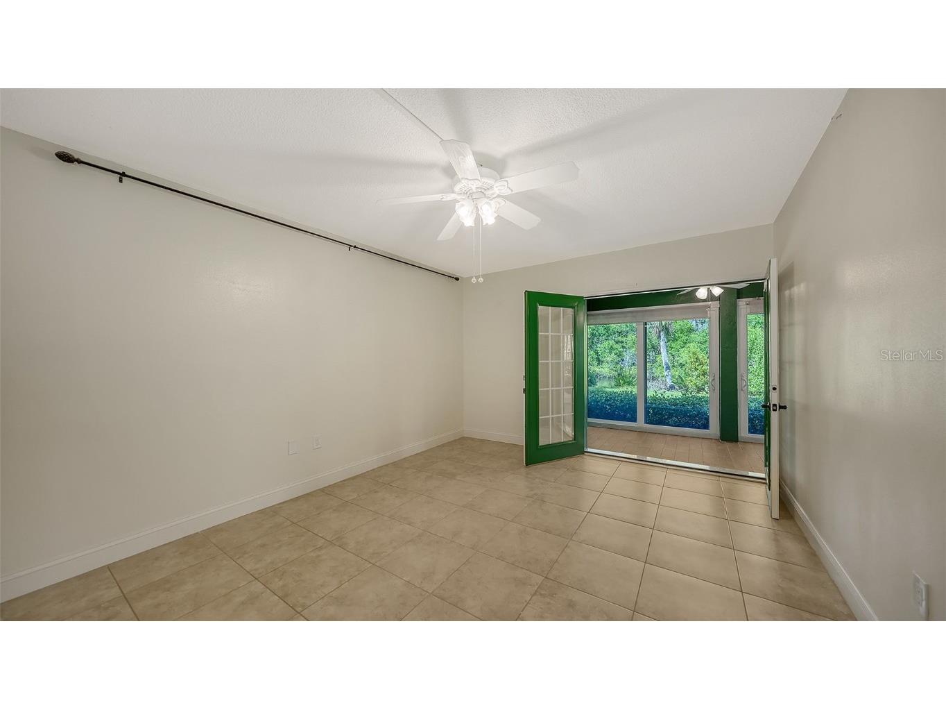 225 Hourglass Way #103 Sarasota FL 34242 - LAGOON. GULF OF MEXICO. A4664460 image42