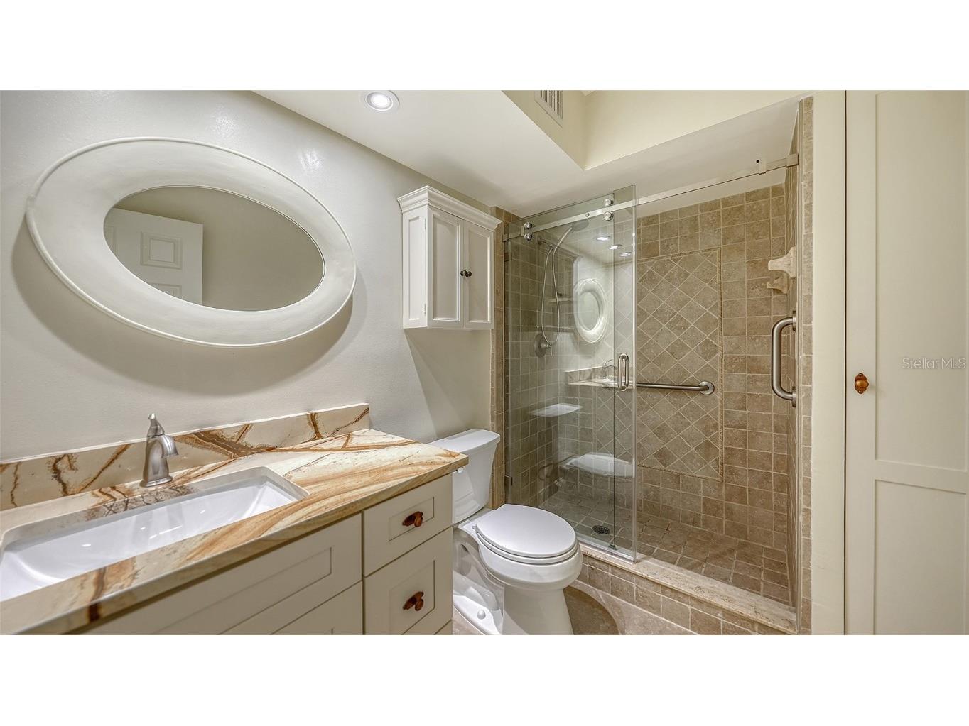 225 Hourglass Way #103 Sarasota FL 34242 - LAGOON. GULF OF MEXICO. A4664460 image51