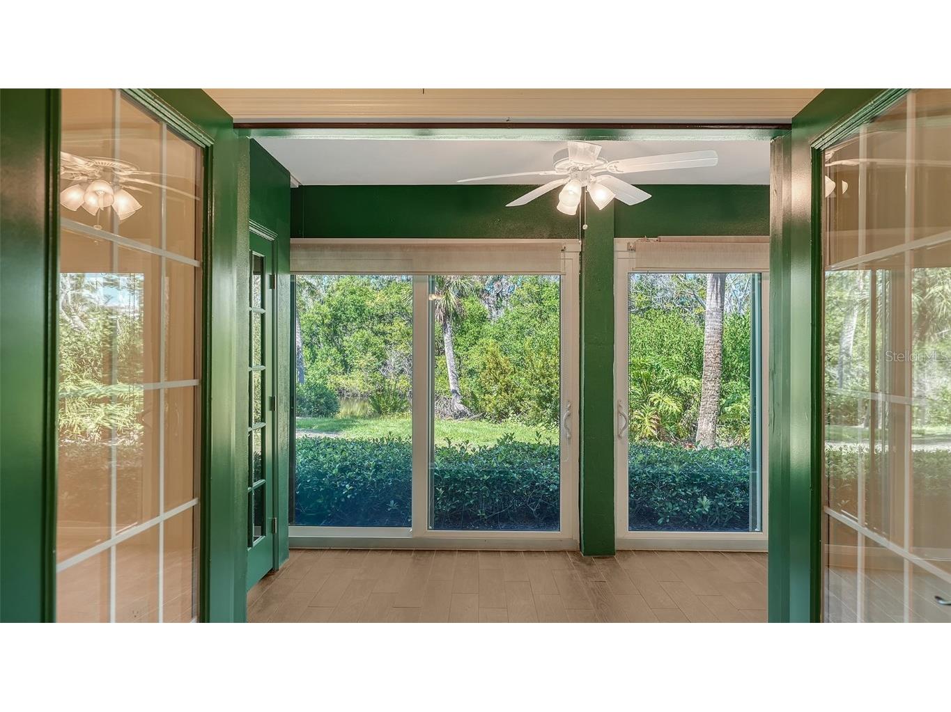 225 Hourglass Way #103 Sarasota FL 34242 - LAGOON. GULF OF MEXICO. A4664460 image57