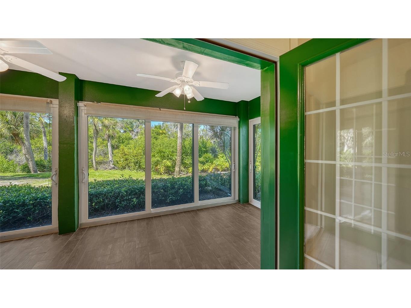 225 Hourglass Way #103 Sarasota FL 34242 - LAGOON. GULF OF MEXICO. A4664460 image58