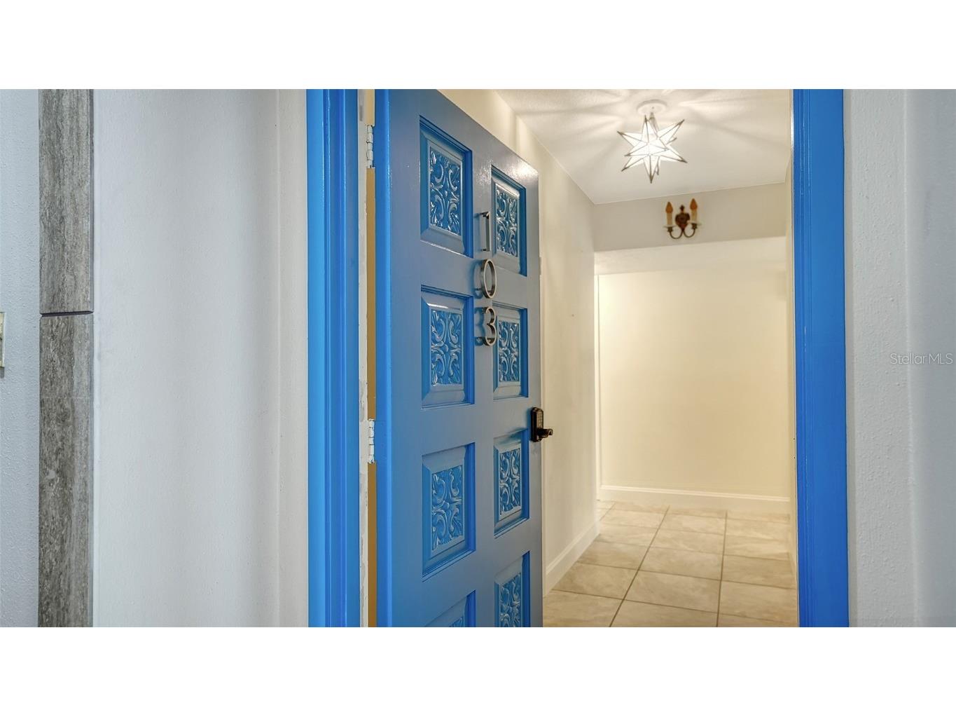 225 Hourglass Way #103 Sarasota FL 34242 - LAGOON. GULF OF MEXICO. A4664460 image6