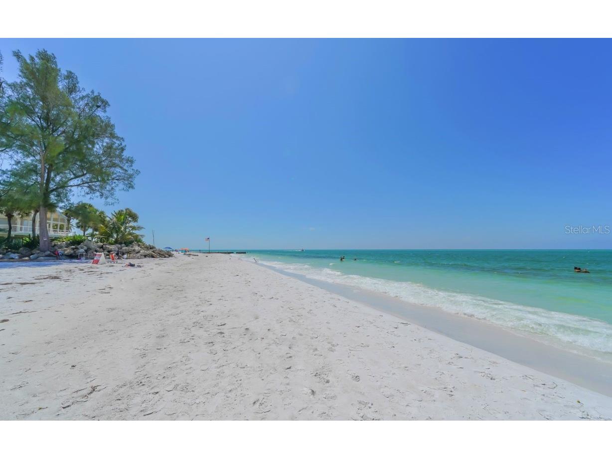 225 Hourglass Way #103 Sarasota FL 34242 - LAGOON. GULF OF MEXICO. A4664460 image77