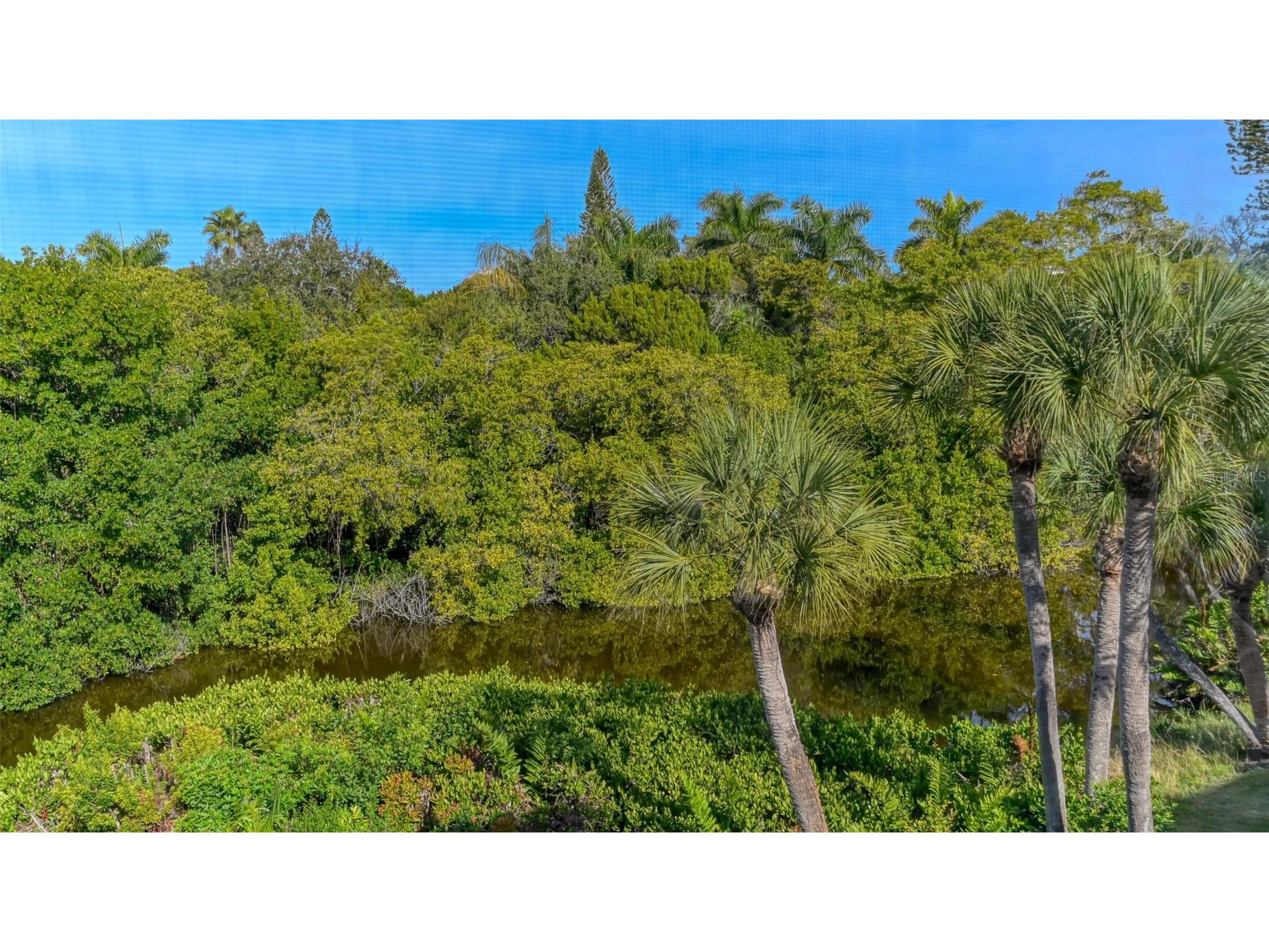 225 Hourglass Way #106 Sarasota FL 34242 - GULF OF AMERICA A4683200 image12