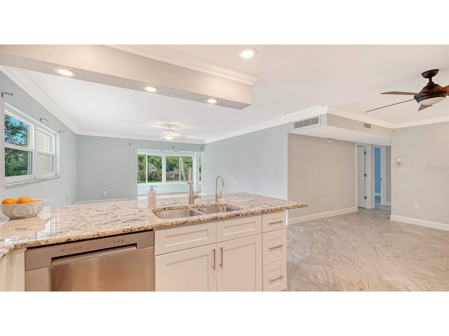 225 Hourglass Way #106 Sarasota FL 34242 - GULF OF AMERICA A4683200 image24