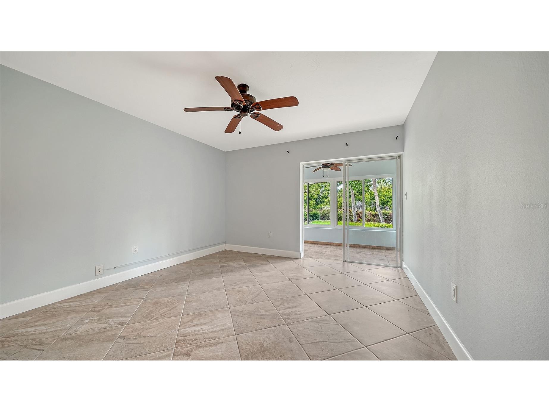 225 Hourglass Way #106 Sarasota FL 34242 - GULF OF AMERICA A4683200 image35