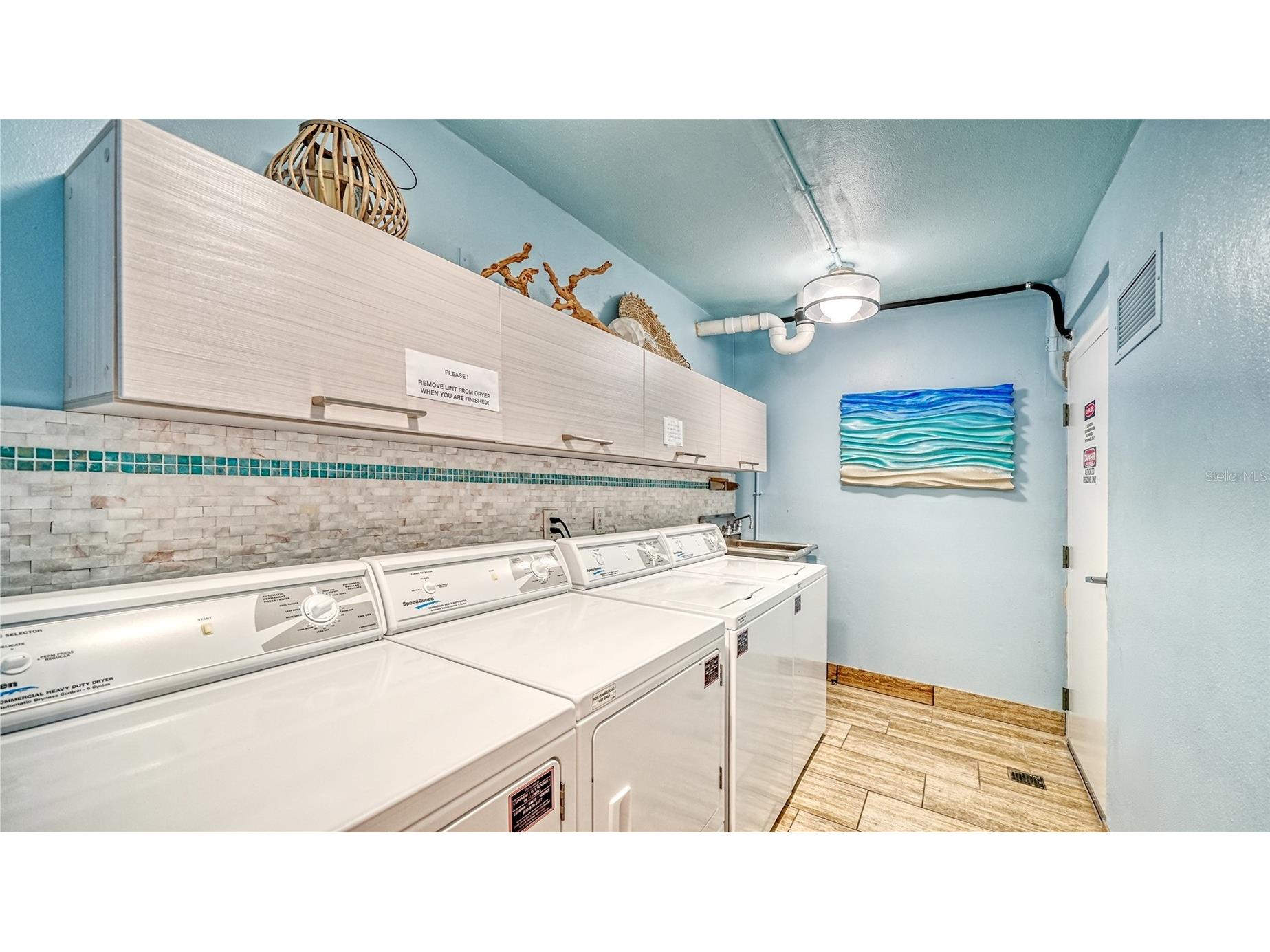 225 Hourglass Way #106 Sarasota FL 34242 - GULF OF AMERICA A4683200 image38