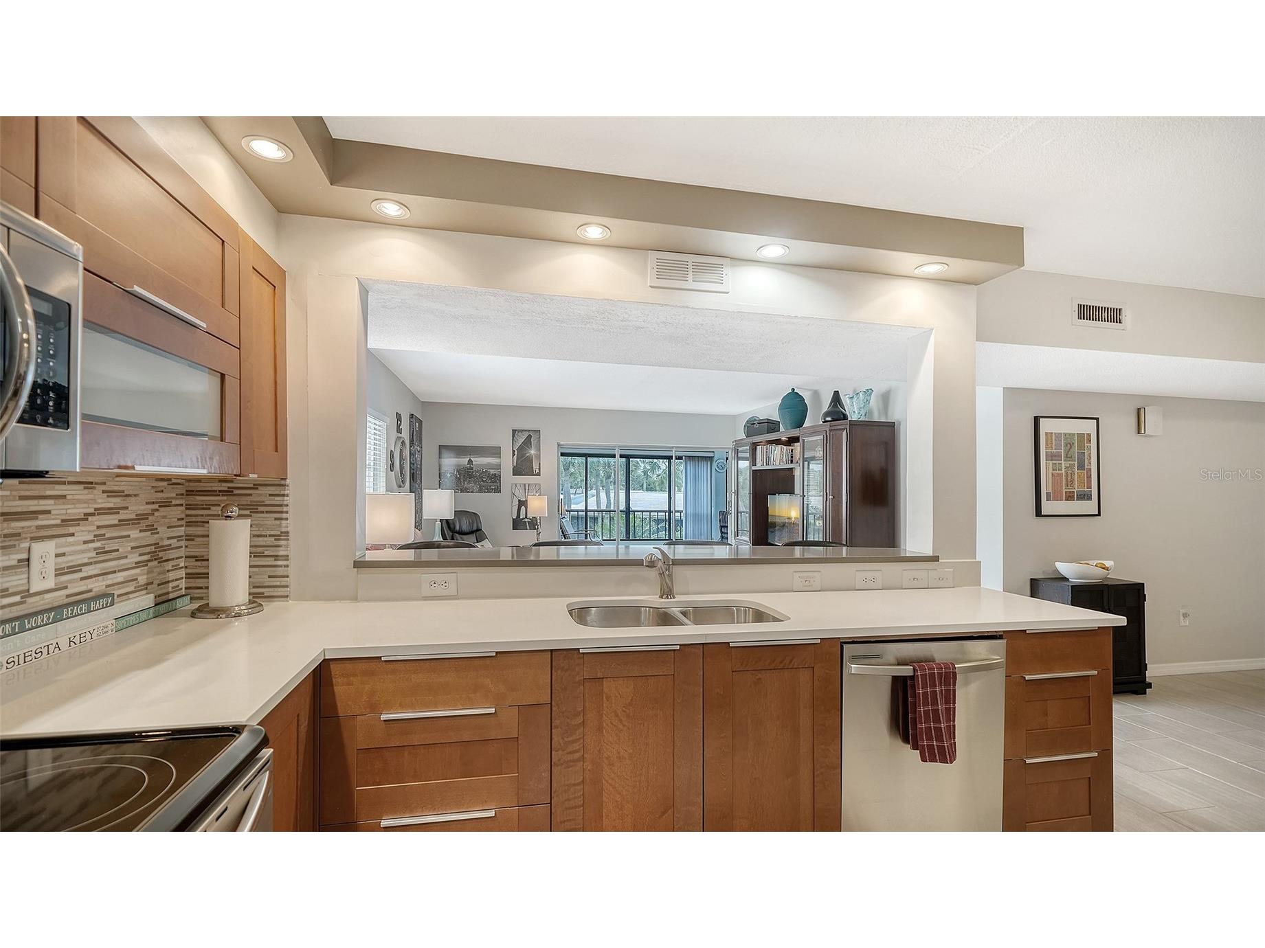225 Hourglass Way #202 Sarasota FL 34242 - GULF OF AMERICA A4689015 image10