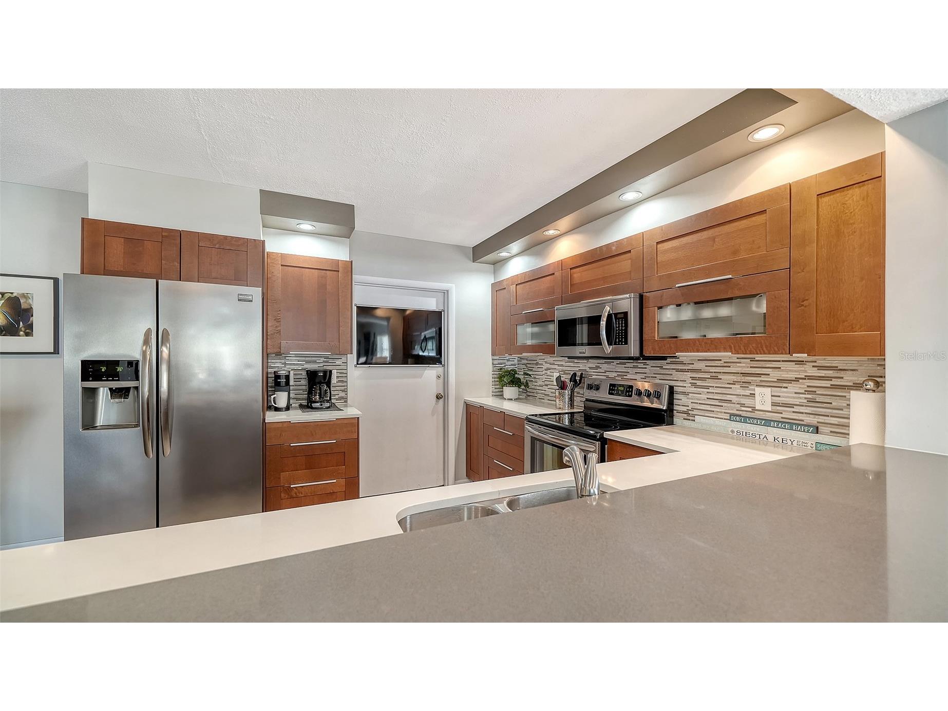 225 Hourglass Way #202 Sarasota FL 34242 - GULF OF AMERICA A4689015 image24
