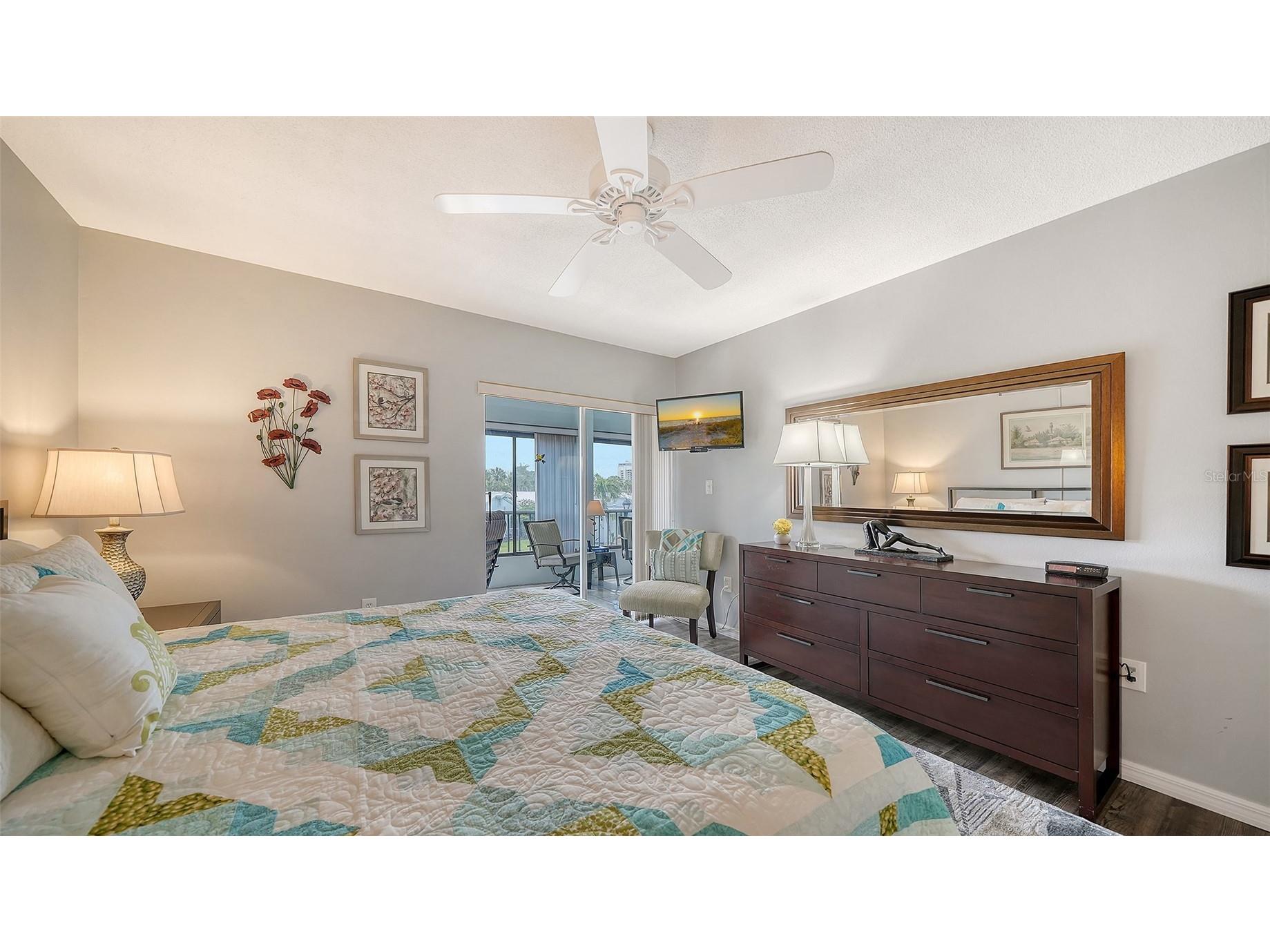 225 Hourglass Way #202 Sarasota FL 34242 - GULF OF AMERICA A4689015 image32