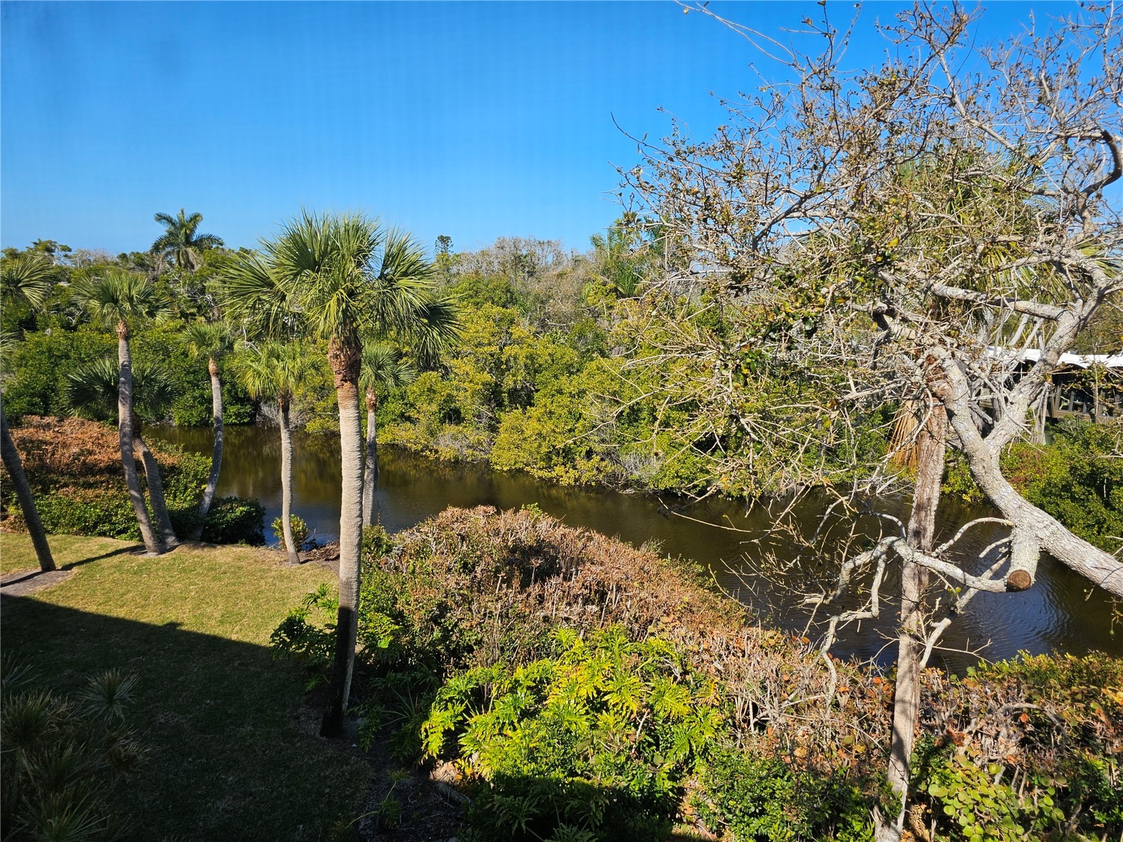 225 Hourglass Way #303 Sarasota FL 34242 TB8489788 image79