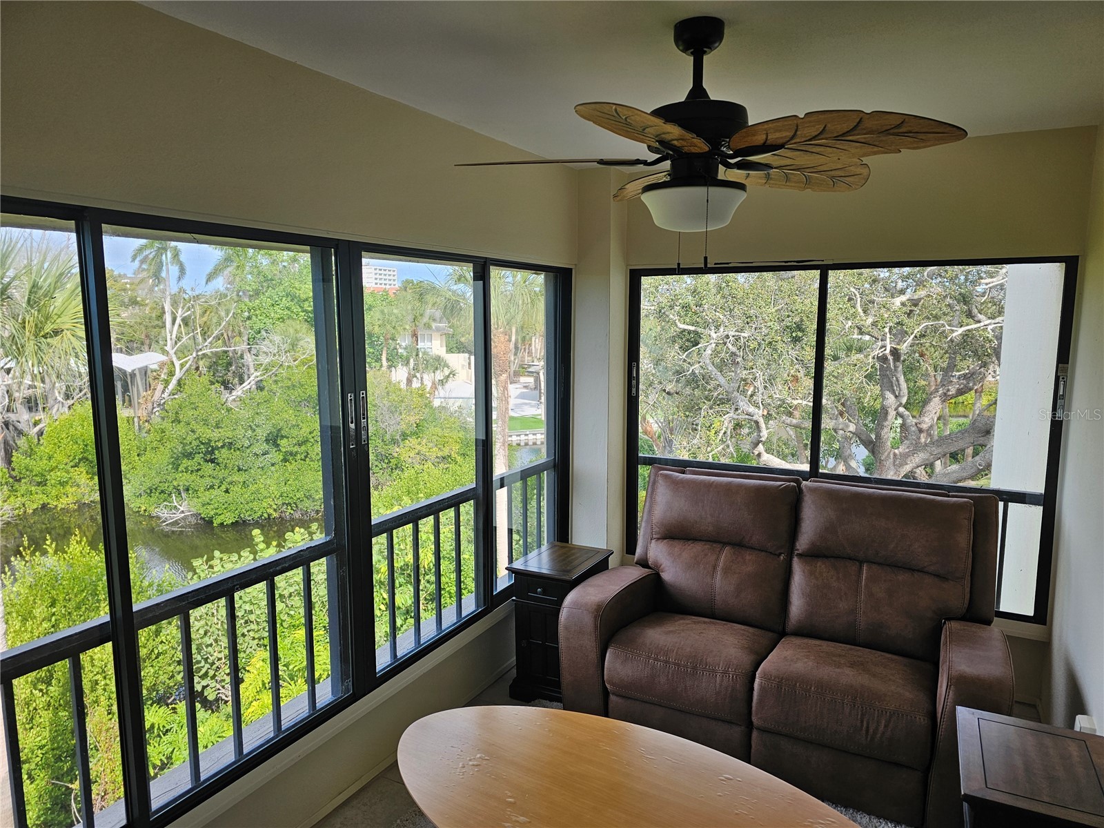225 Hourglass Way #303 Sarasota FL 34242 TB8489788 image93