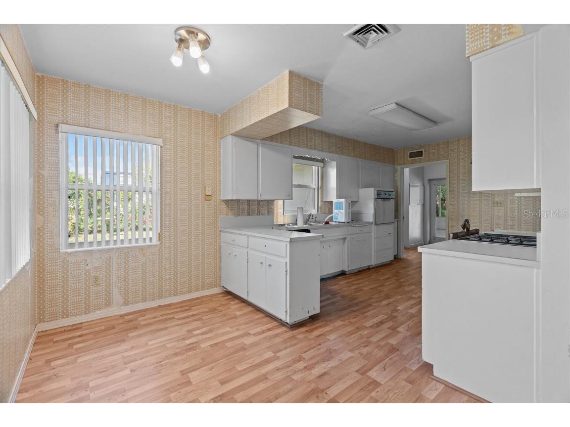 225 Lake Hollingsworth Drive Lakeland FL 33803 TB8434372 image9