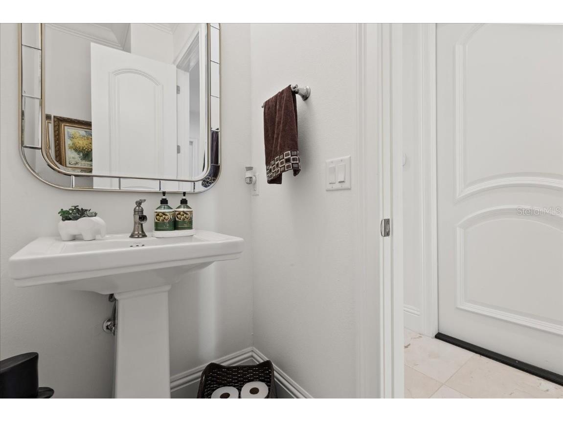 225 Magnolia Street Windermere FL 34786 - LAKE DOWN O6292745 image64