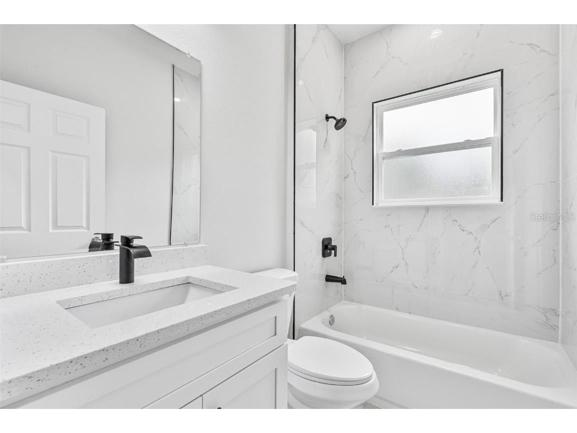 225 Malauka Run N Ocklawaha FL 32179 O6282347 image23