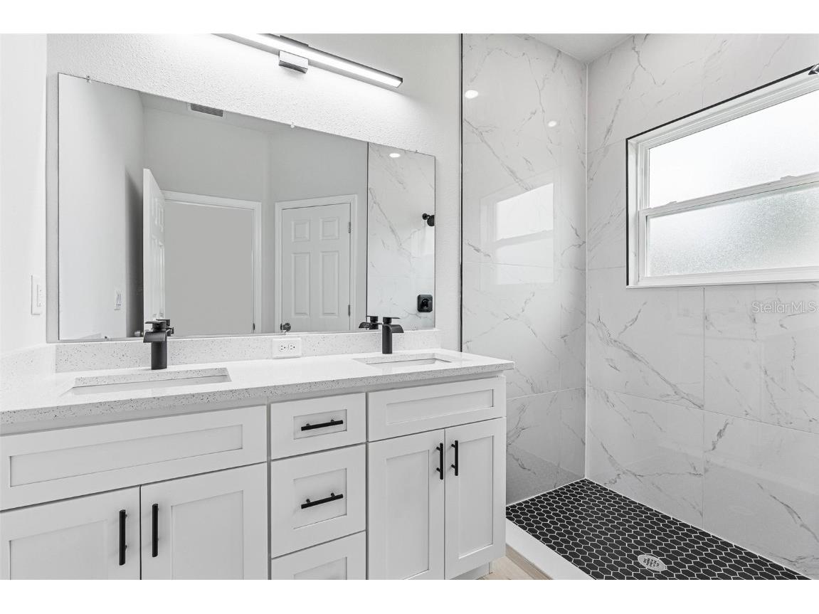 225 Malauka Run N Ocklawaha FL 32179 O6282347 image28