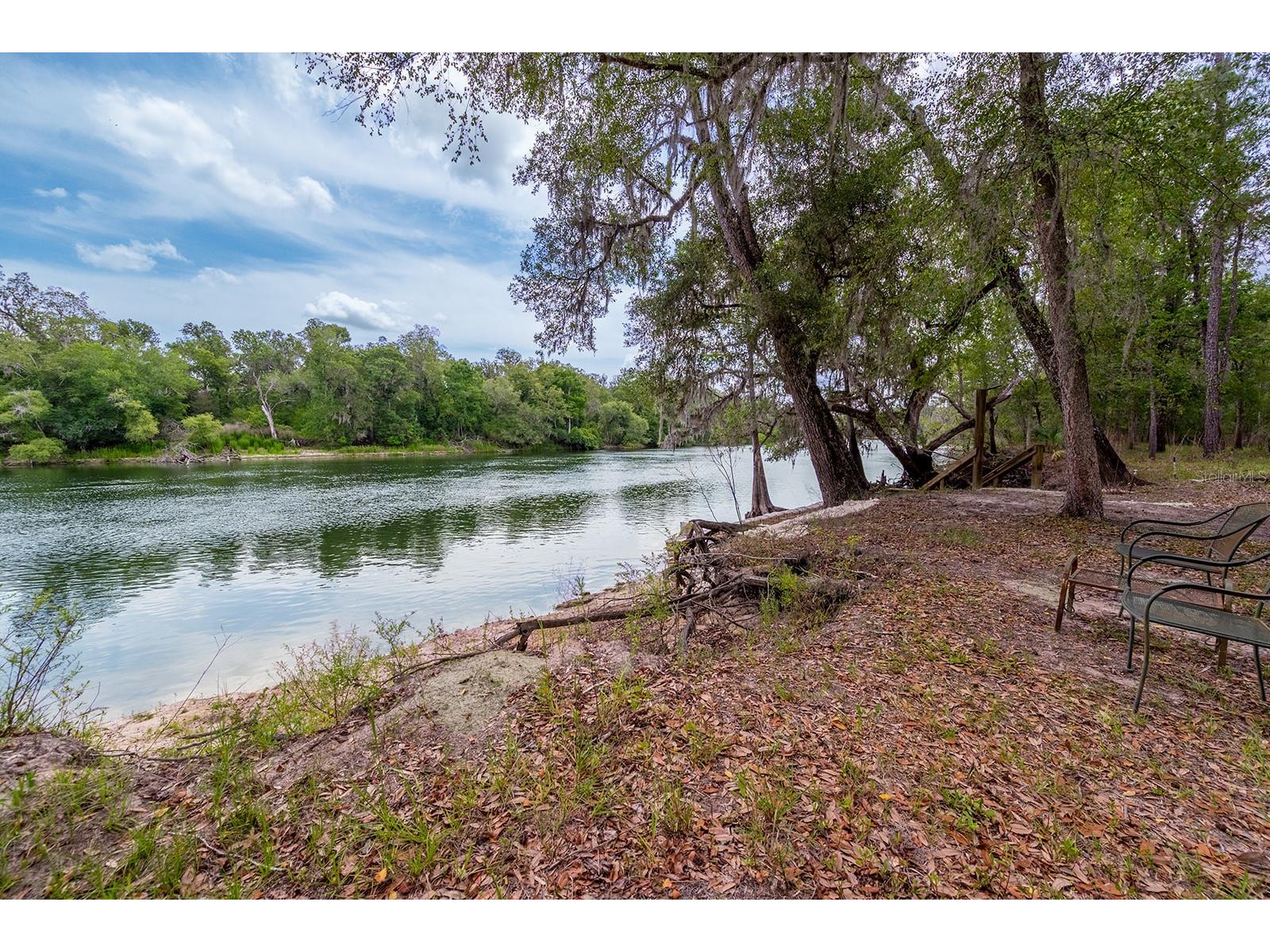 225 NE 543rd Avenue Old Town FL 32680 - SUWANNEE RIVER GC540749 image40