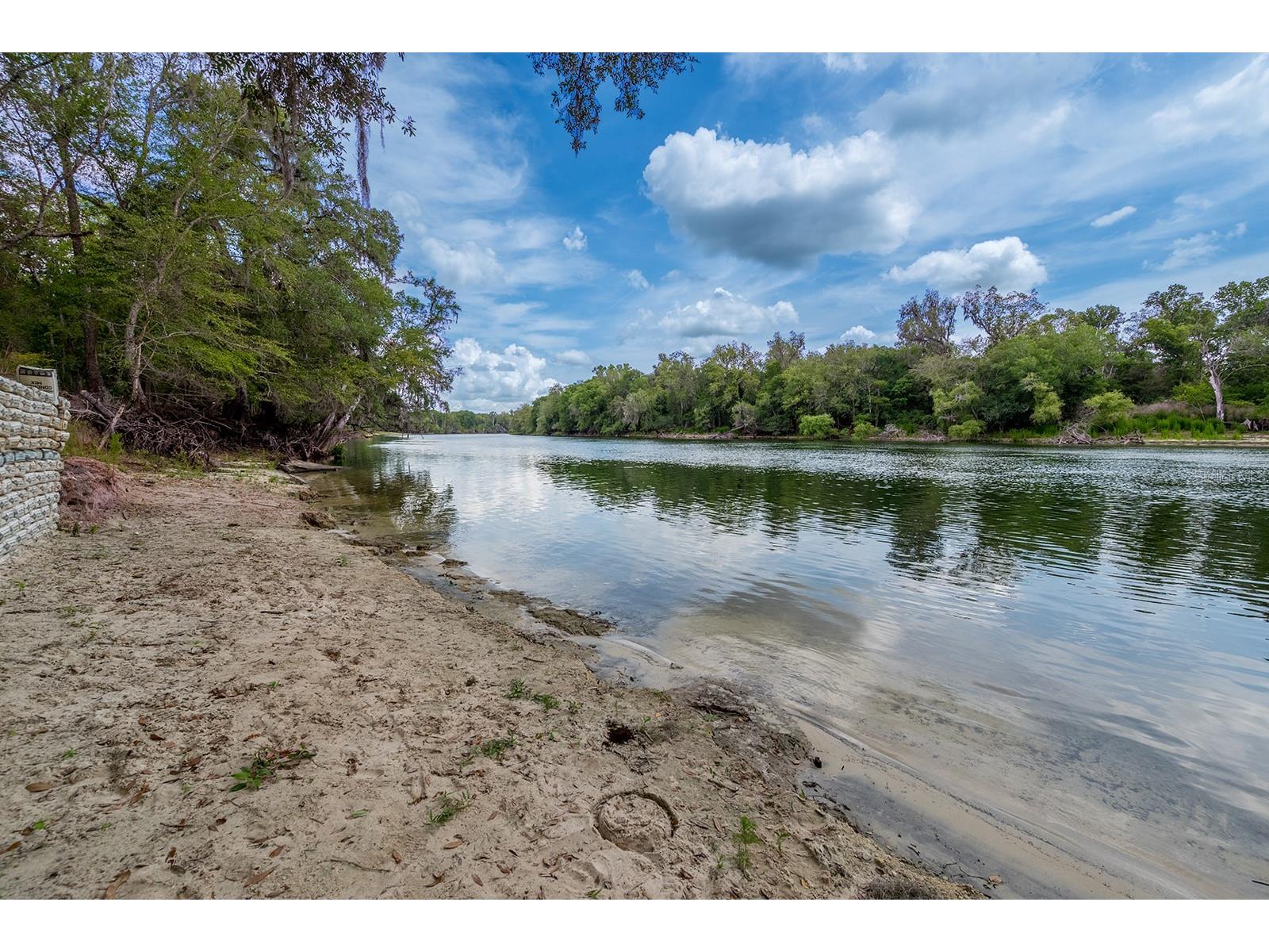 225 NE 543rd Avenue Old Town FL 32680 - SUWANNEE RIVER GC540749 image41