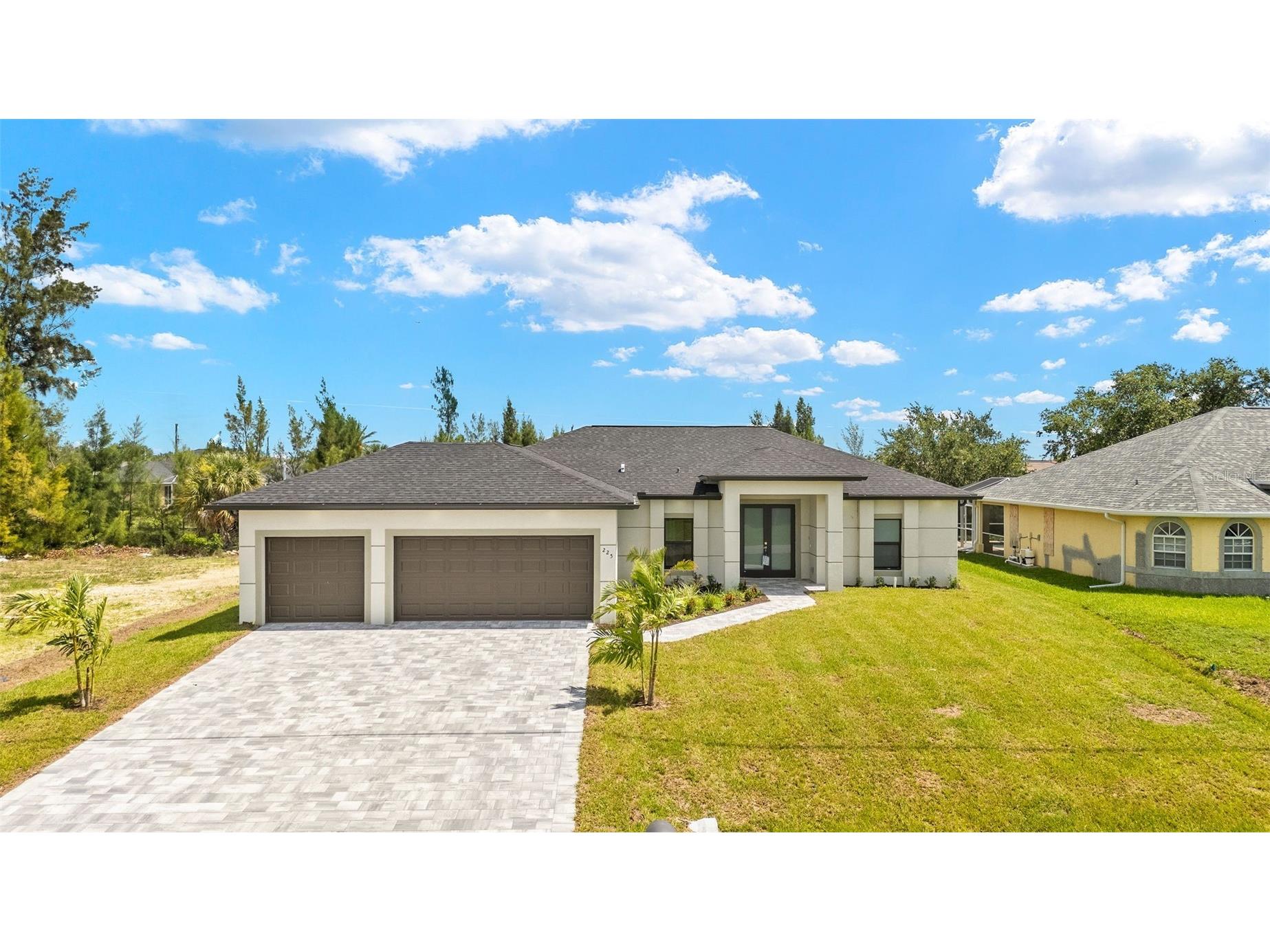 225 NE 8th Terrace Cape Coral FL 33909 A4656403 image1