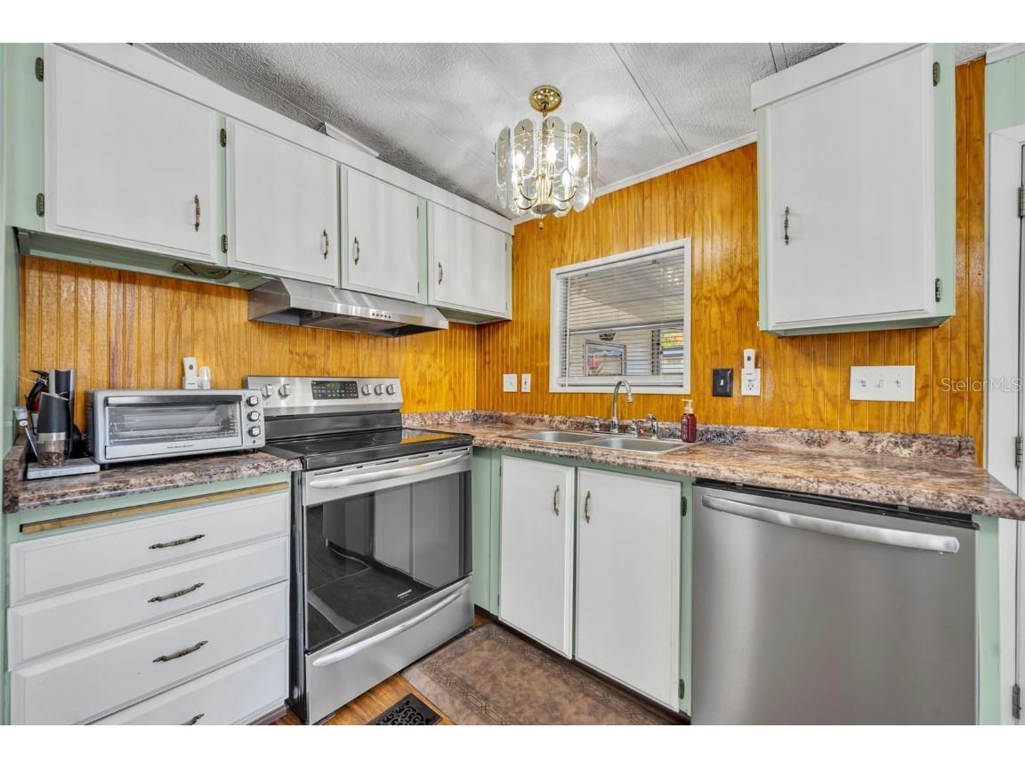 225 Paradise S Leesburg FL 34788 G5104391 image10