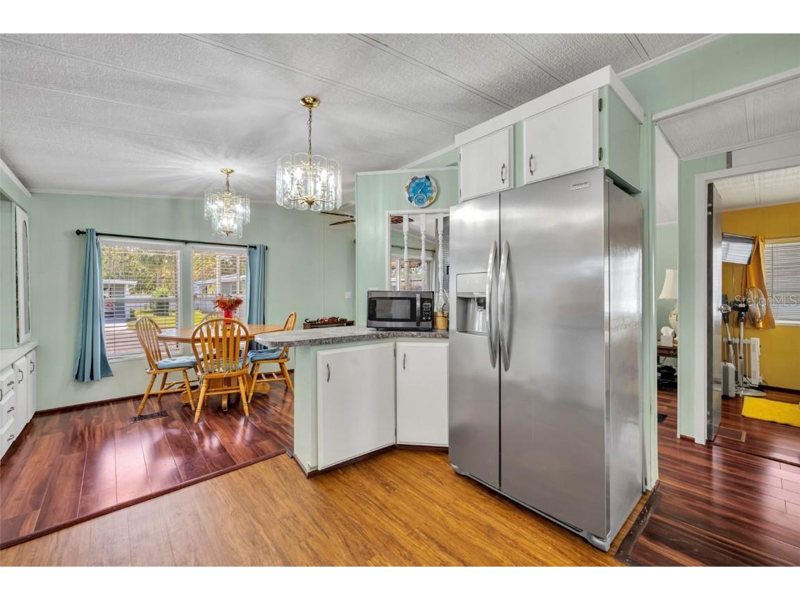 225 Paradise S Leesburg FL 34788 G5104391 image8