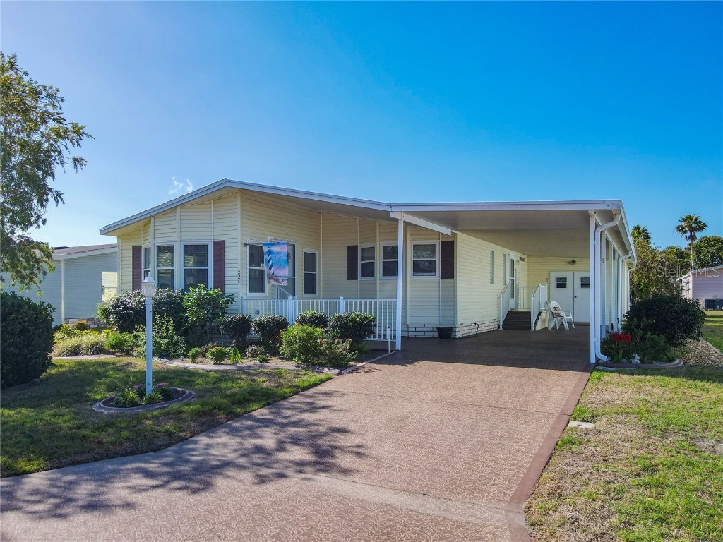 225 Patricia Place Davenport FL 33897 - LAKE DAVENPORT S5124254 image1