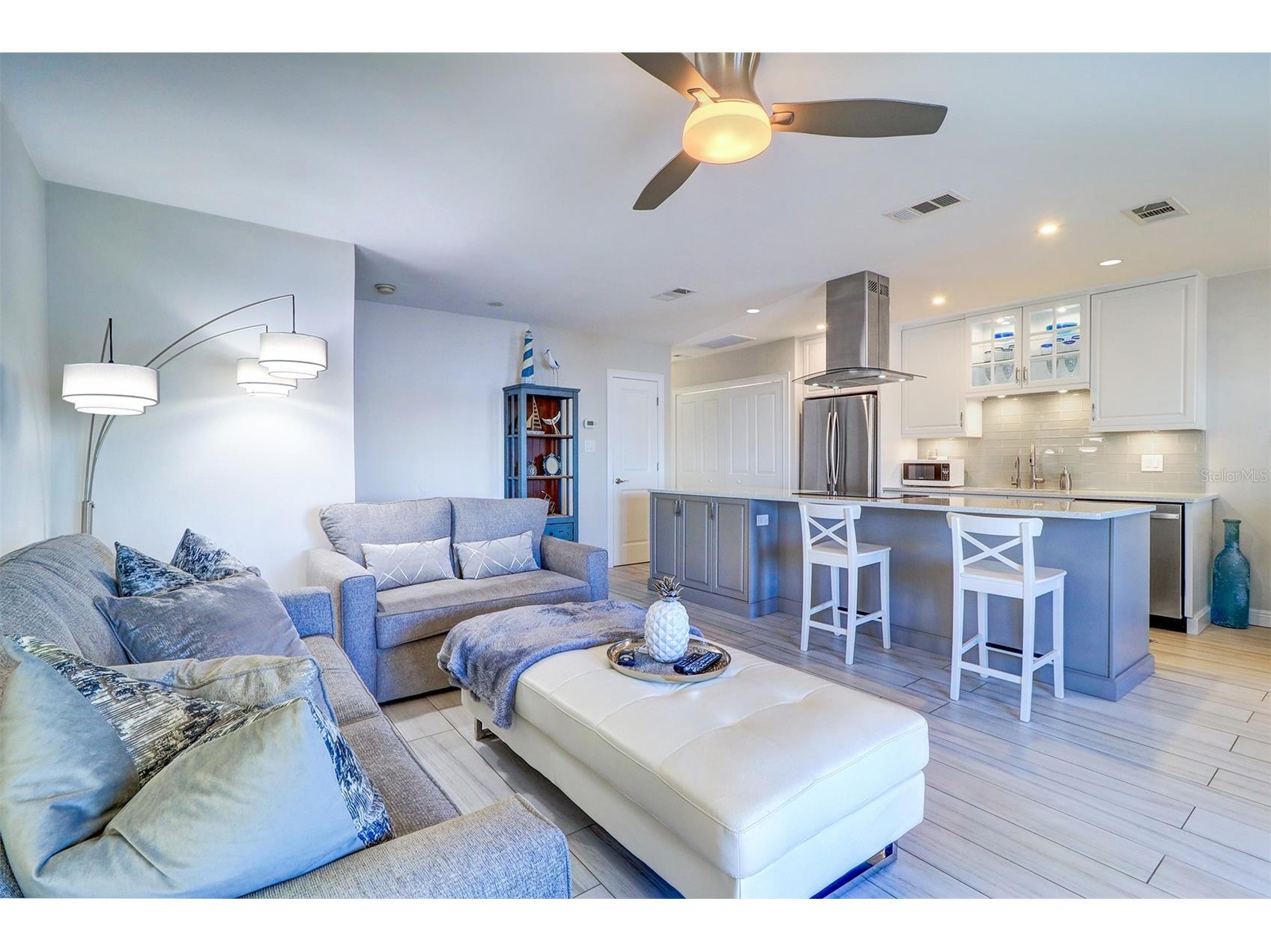 225 Pompano Drive SE #C Saint Petersburg FL 33705 - BIG BAYOU AND TAMPA BAY TB8514326 image4