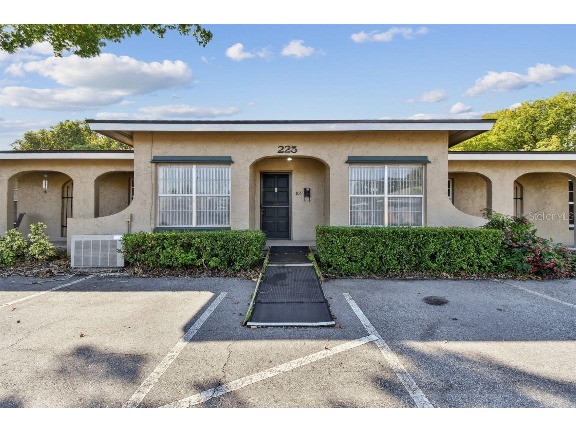 225 Ranier Cove #105 Casselberry FL 32707 OM688491 image1