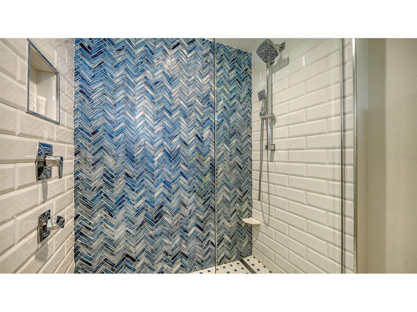 225 Sands Point Road #7205 Longboat Key FL 34228 A4676041 image19